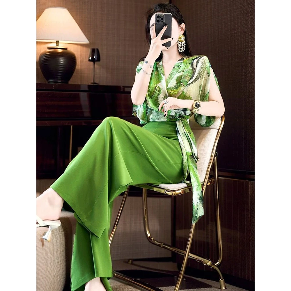 今年流行的夏装套装绝美小香风绿色印花冰丝上衣阔腿裤两件套女装