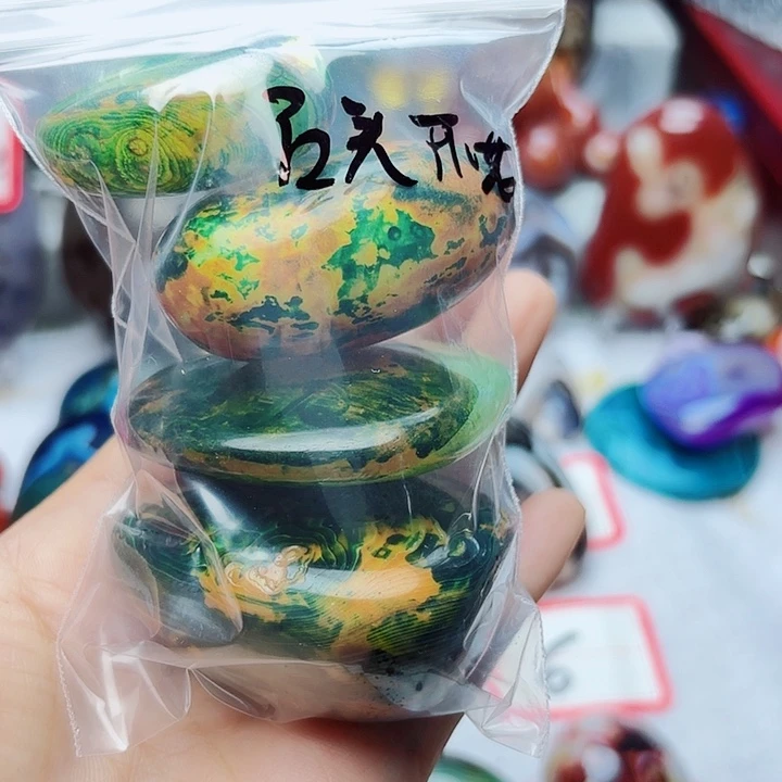 未镶嵌玛瑙/玉髓珠宝奇石石**花