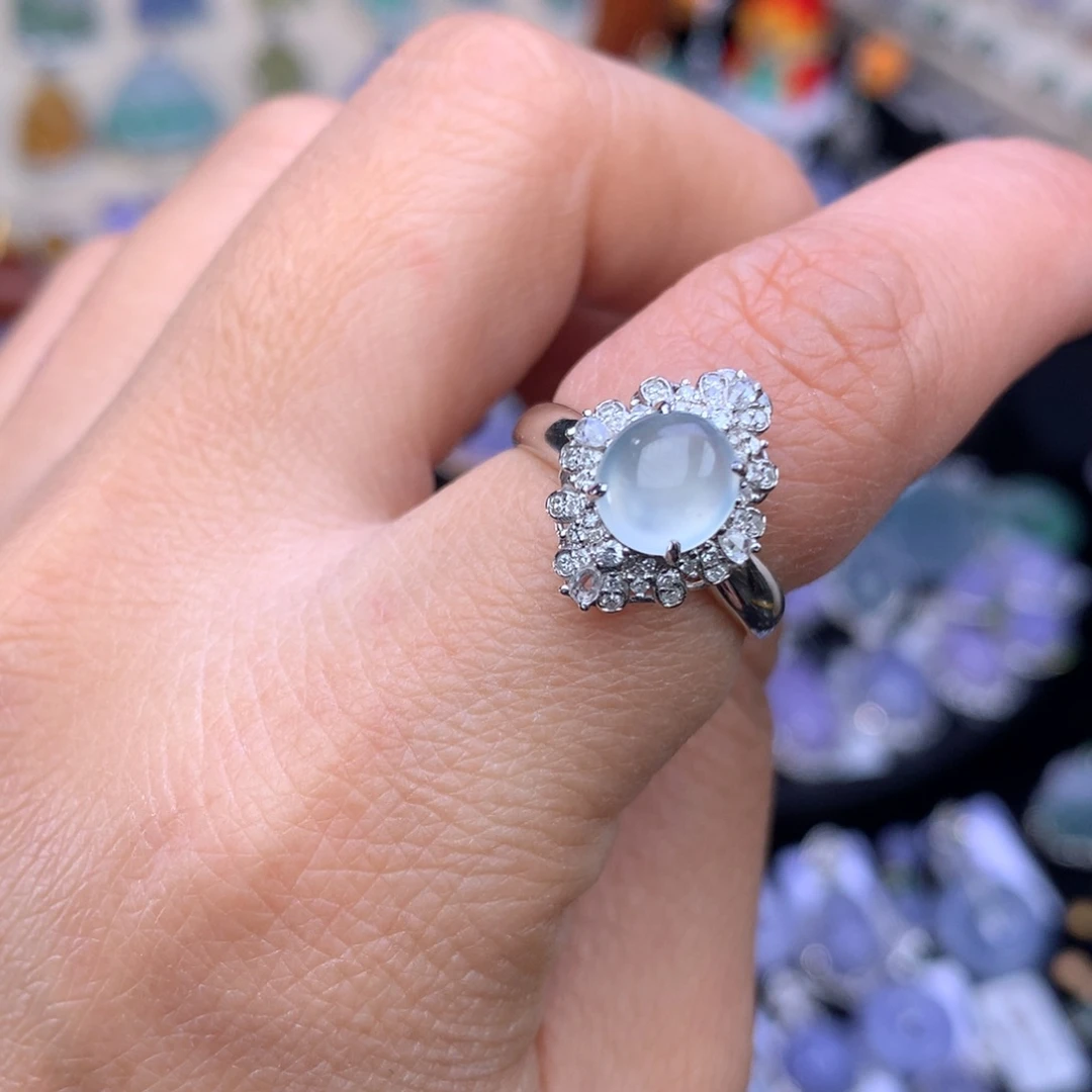 翡翠吊坠(不含链)18K金镶嵌蛋面两用款