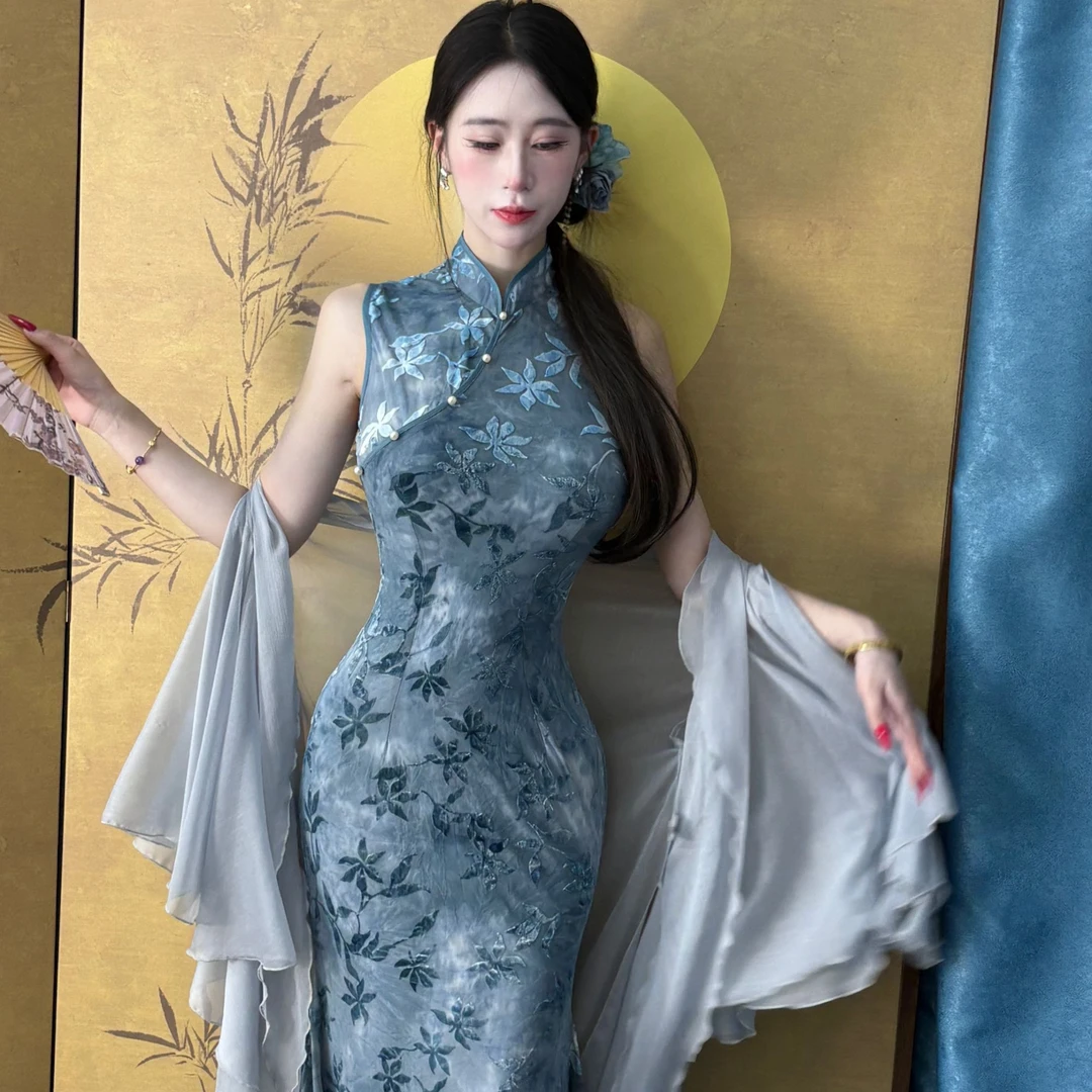 LHMknk1画报夫人原创自制国风显瘦日常新中式无袖旗袍 蓝玉江南