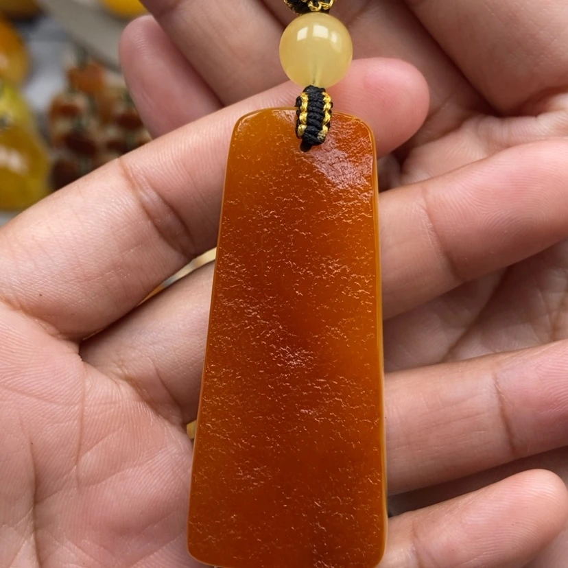 【闪购商品】琥珀颈饰未镶嵌