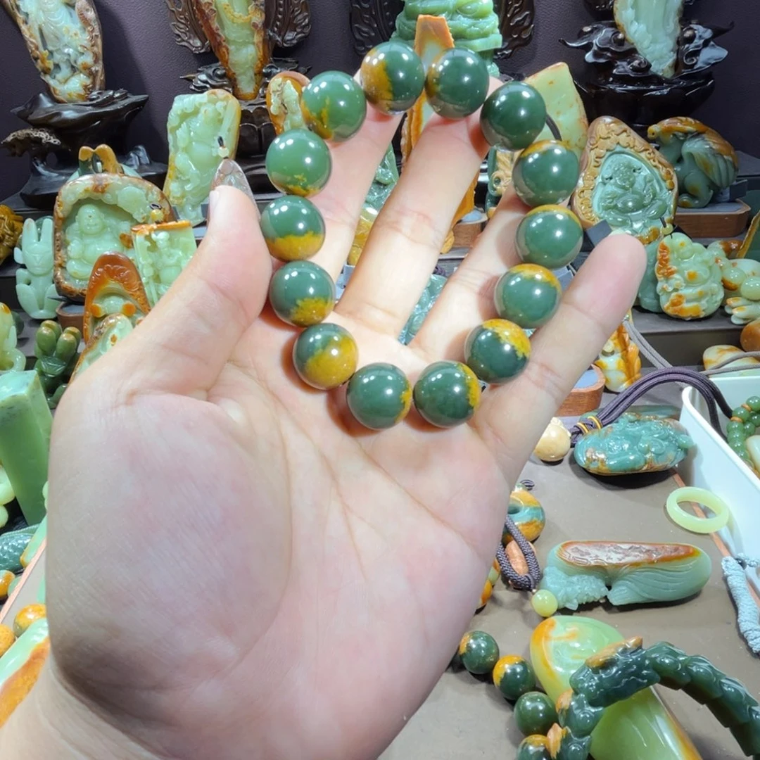 透闪石质玉未镶嵌珠宝奇石