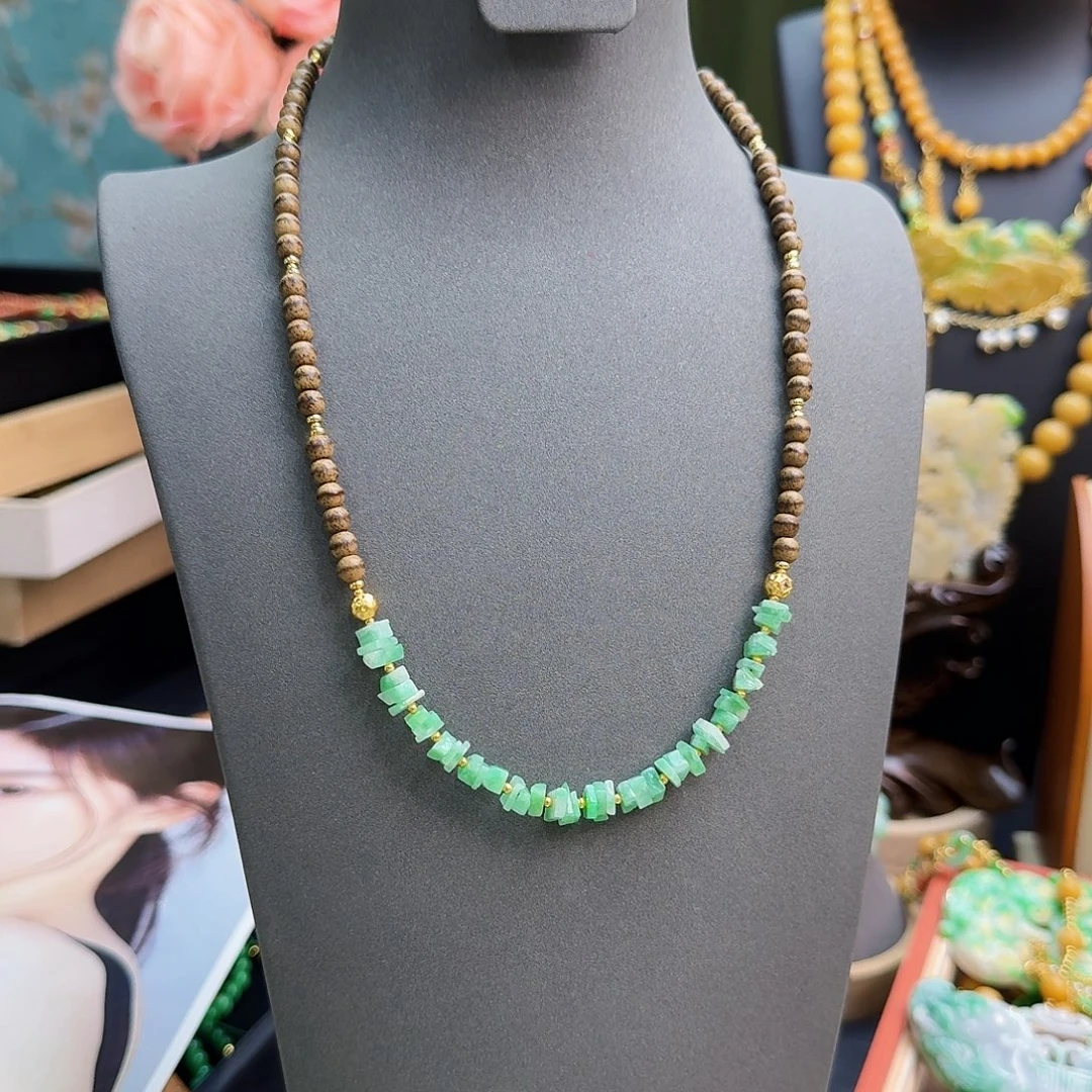 翡翠未镶嵌吊坠(赠链)原价298 福利价99