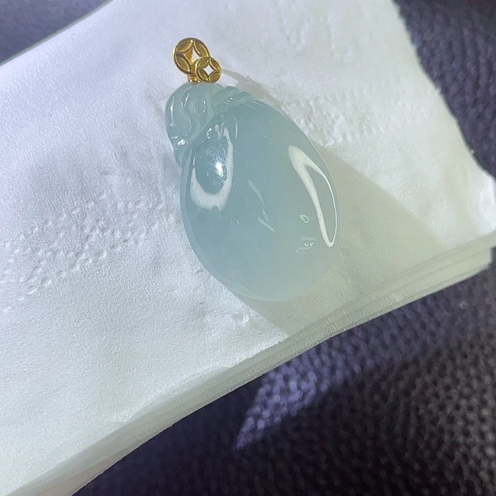 翡翠颈饰18K金镶嵌翡翠