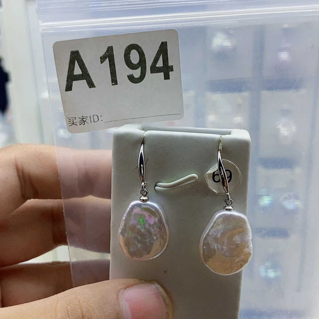 颈饰合金淡水珍珠