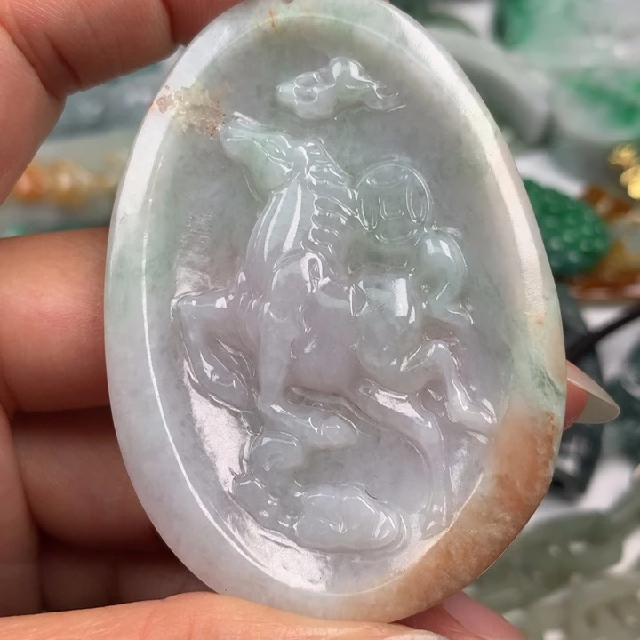 颈饰未镶嵌翡翠翡翠