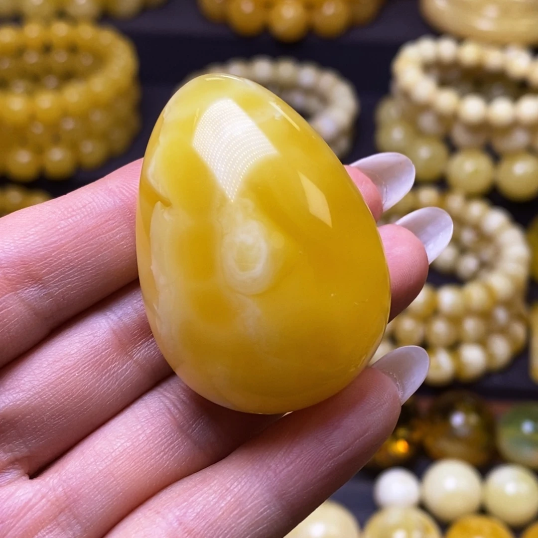 蜜蜡未镶嵌裸石吊坠