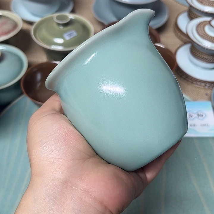 摆件哈哈哈哈哈哈哈哈哈哈哈哈哈