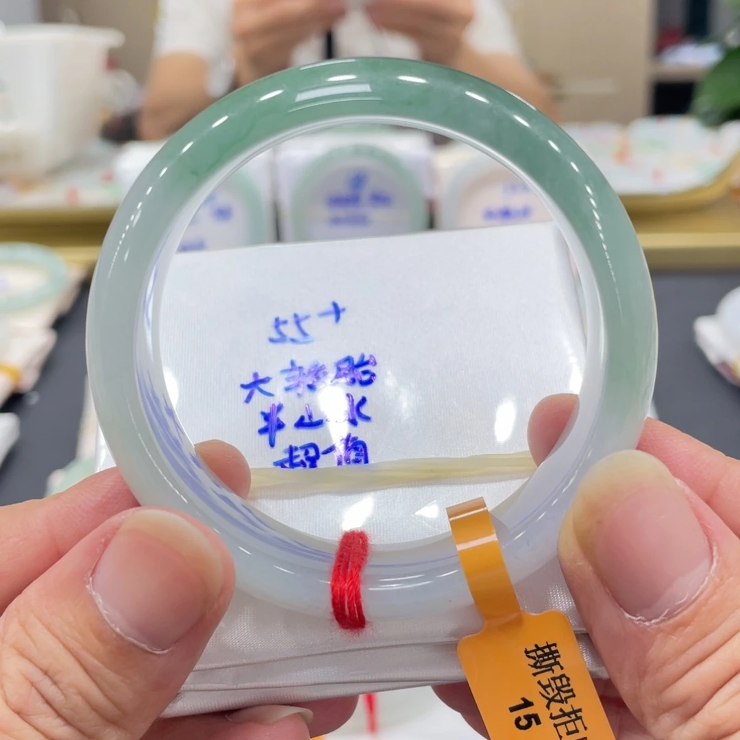 未镶嵌手镯翡翠翡翠手镯