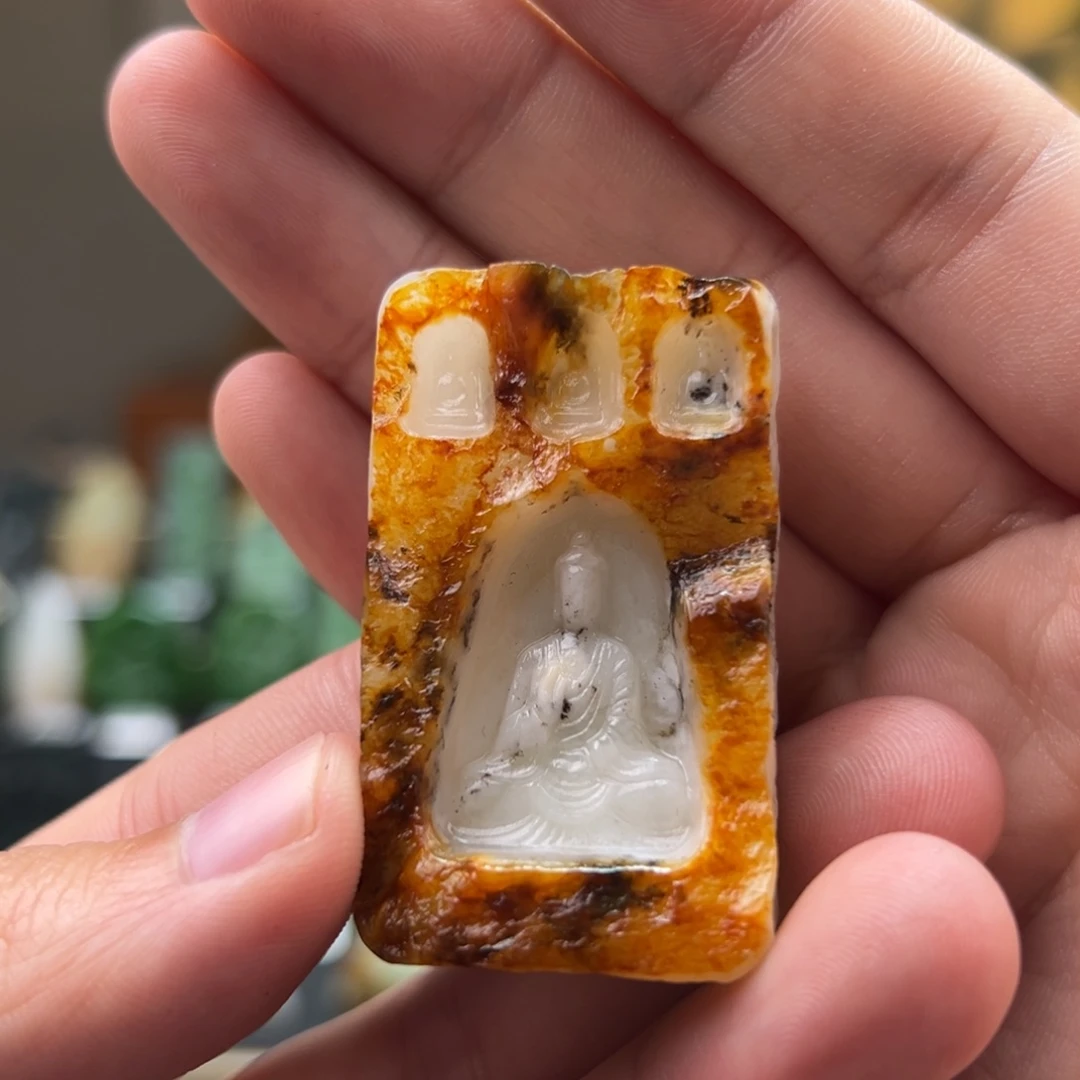 和田玉挂件未镶嵌文****年