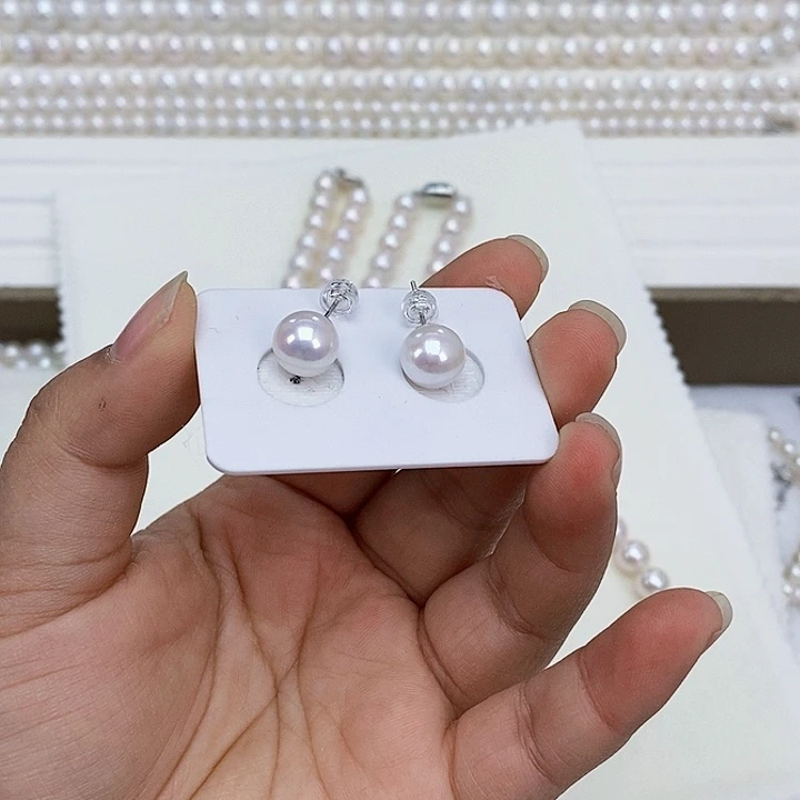 Y***y淡水珍珠颈饰未镶嵌耳钉