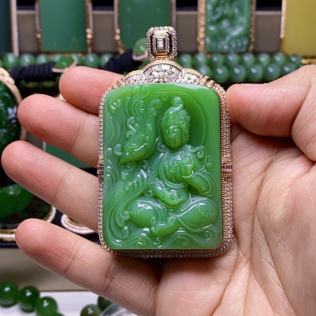 ****坑和田玉18K金镶嵌吊坠(不含链)