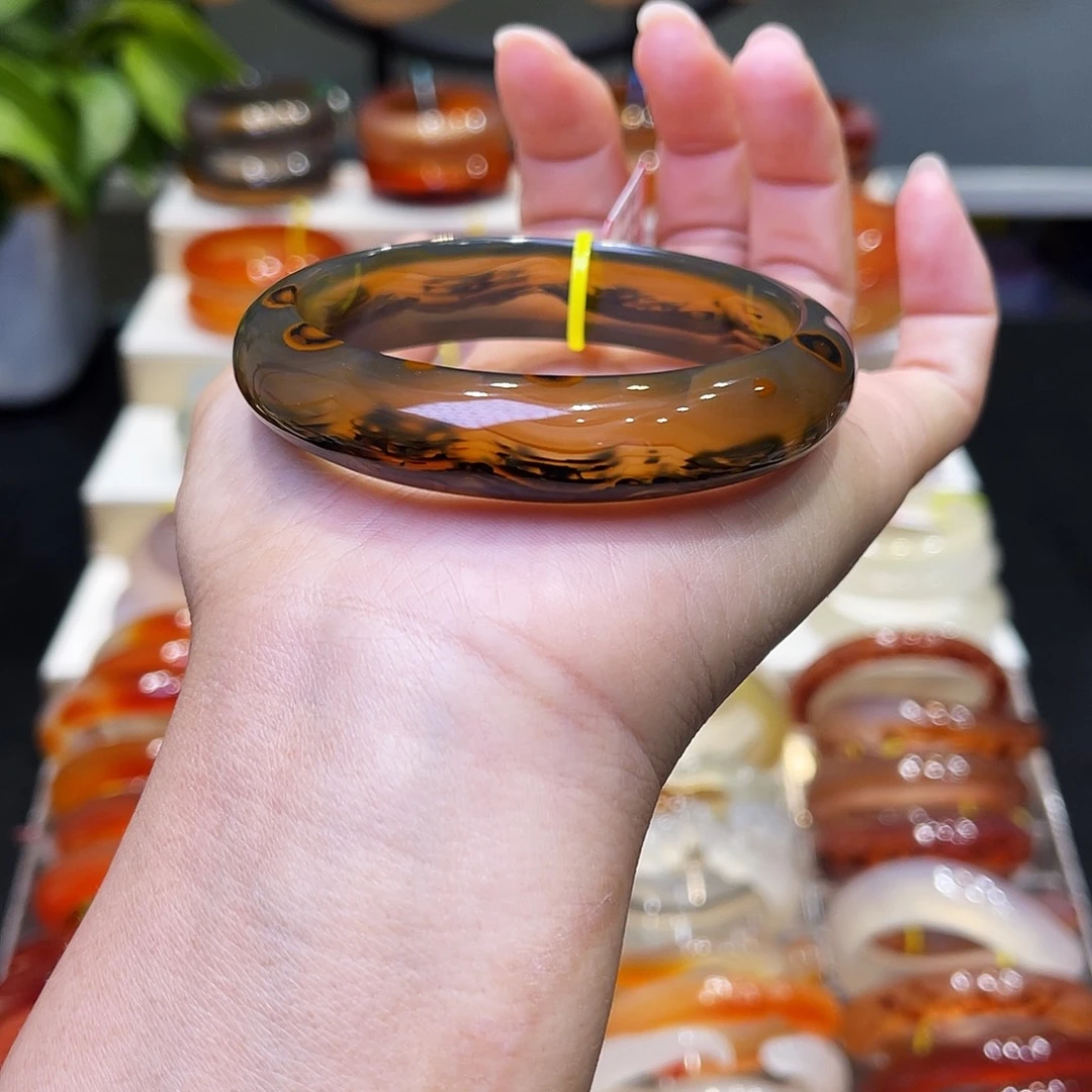 玛瑙/玉髓未镶嵌手镯