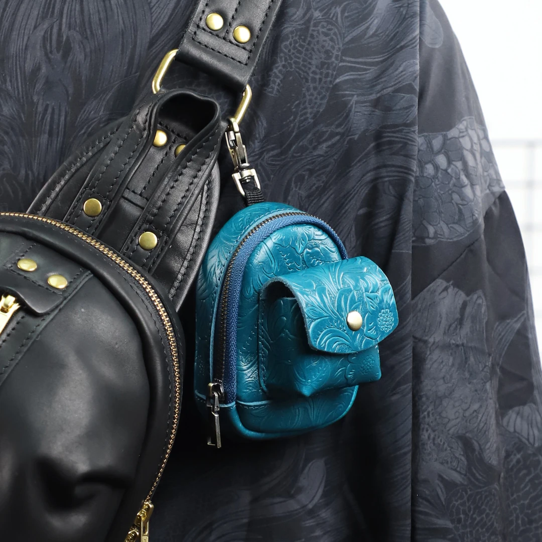 手工真皮创意迷你小背包零钱包头层牛皮可爱小挂包耳机钥匙收纳包