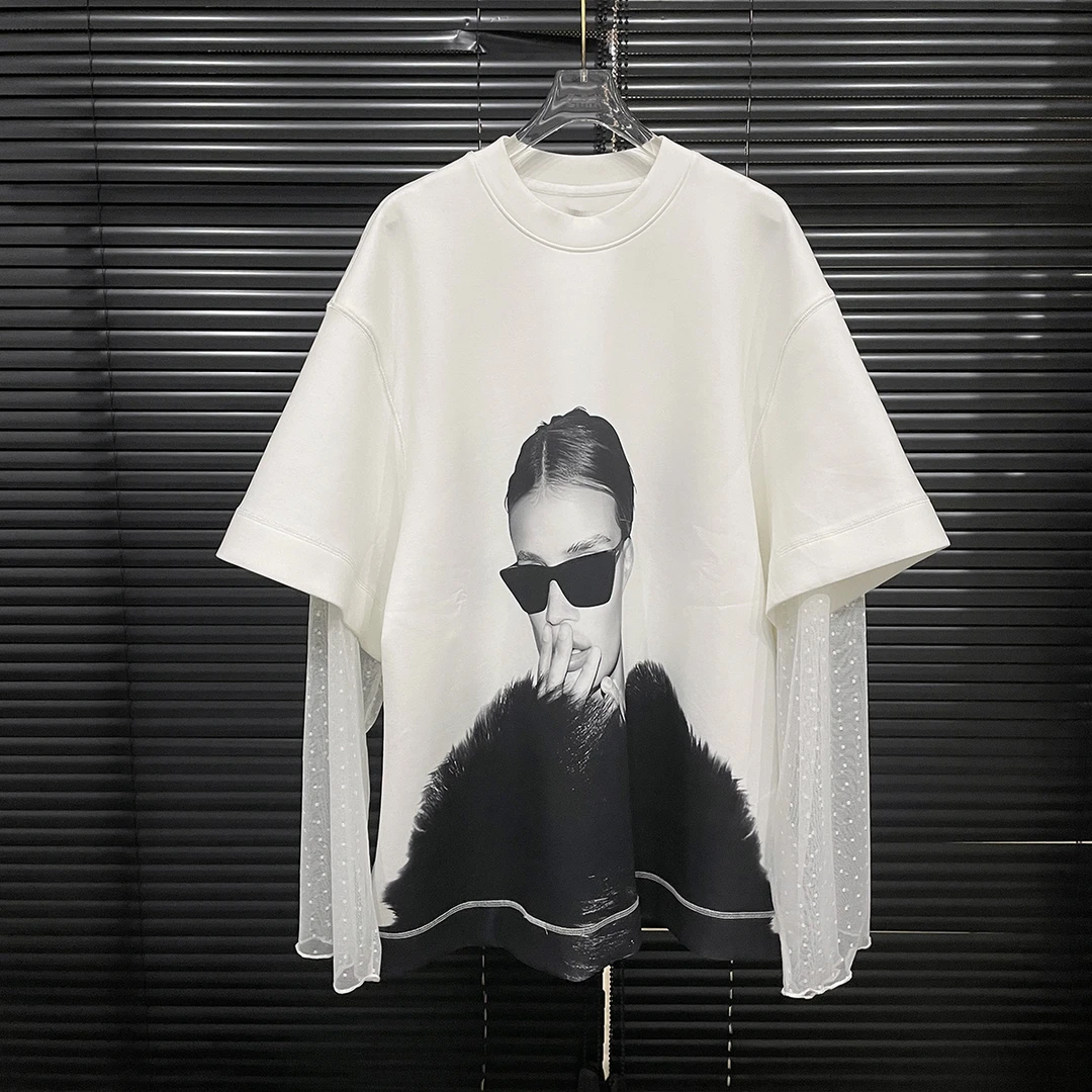 付新博女装拼接蕾丝袖人像印花T恤女宽松休闲时尚圆领上衣13932