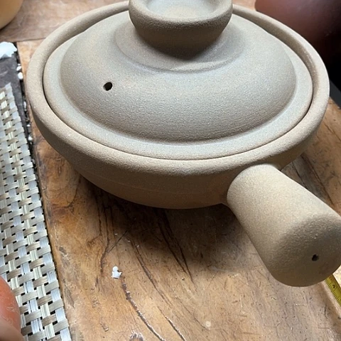 微瑕，明火，口径21高度7，变形