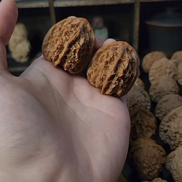 文玩核桃吊坠36龙骨鸡心