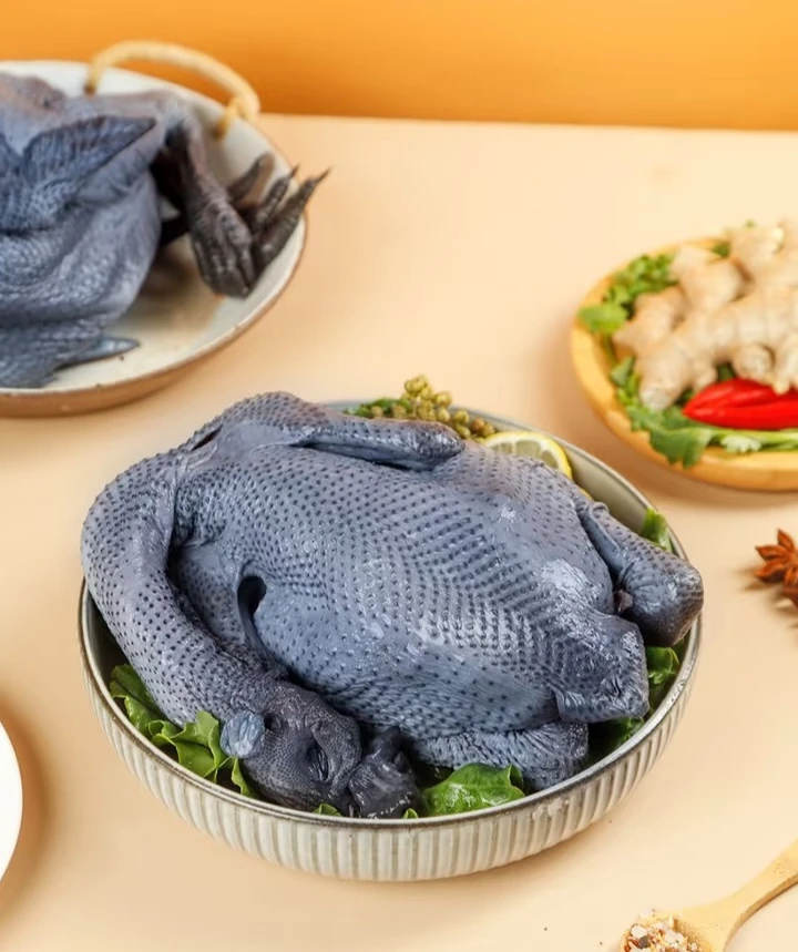 云南散养老品种青花乌鸡鲜嫩多汁包邮