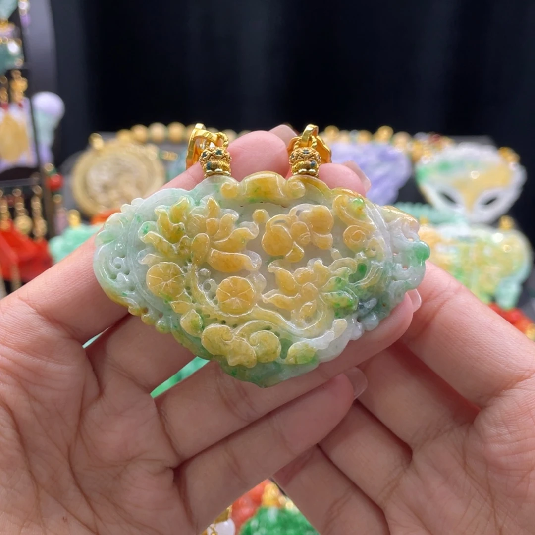 翡翠颈饰未镶嵌代编织