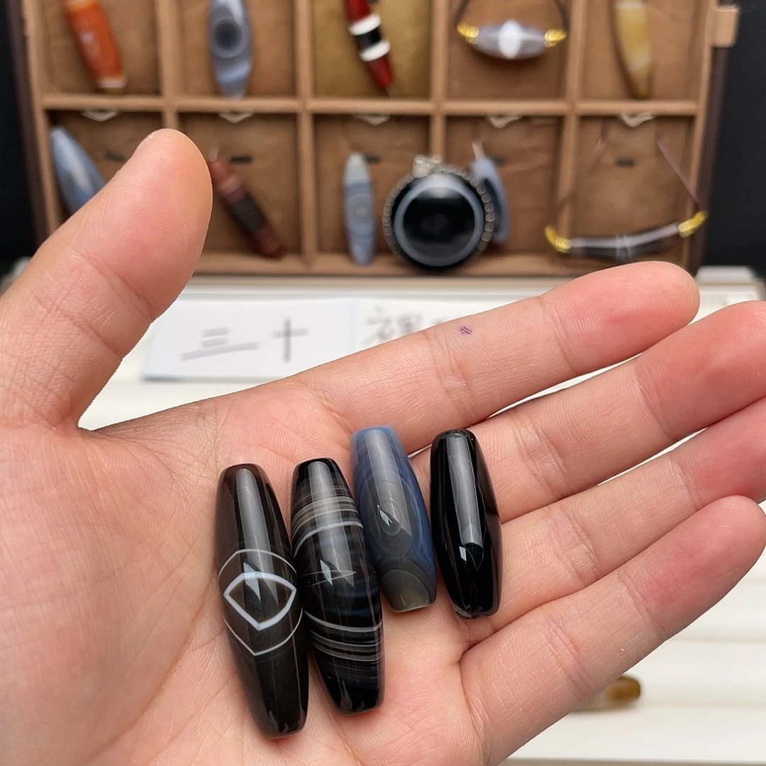 玛瑙/玉髓颈饰未镶嵌?**头