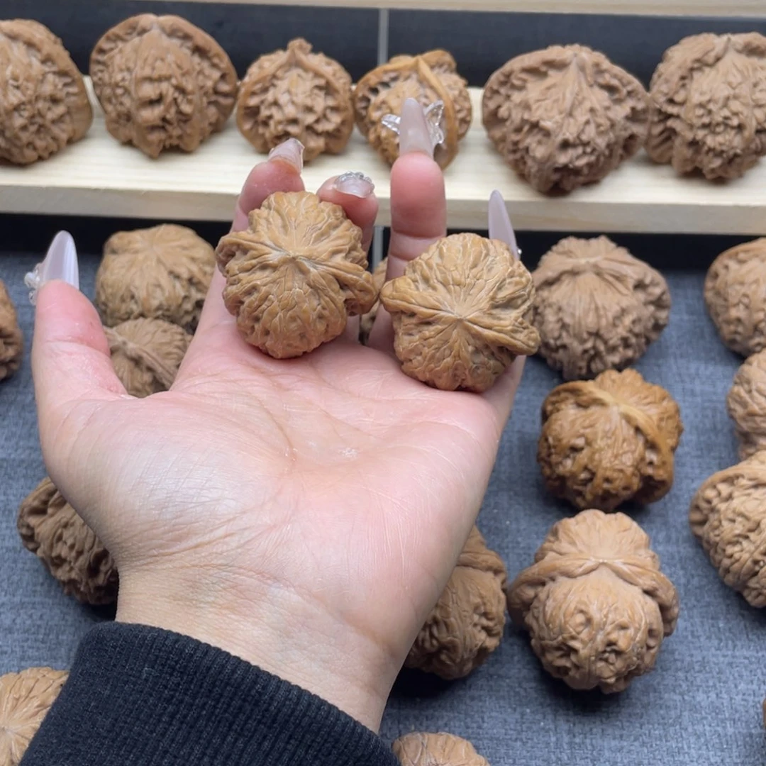 m***L文玩核桃吊坠铁锤40