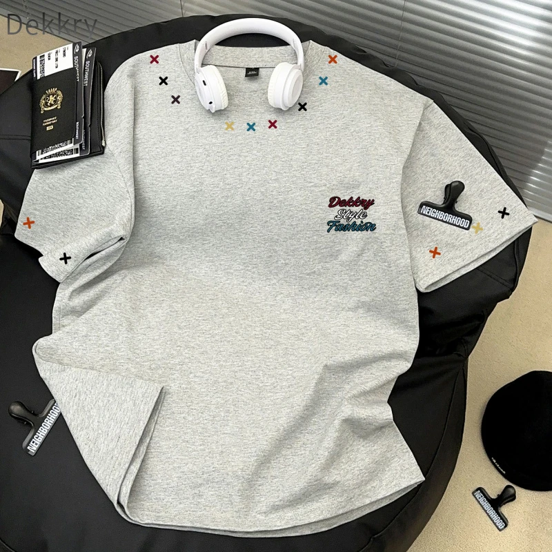 Dekkry圆领短袖日常情侣印花T恤休闲夏季半袖男士时尚百搭宽松