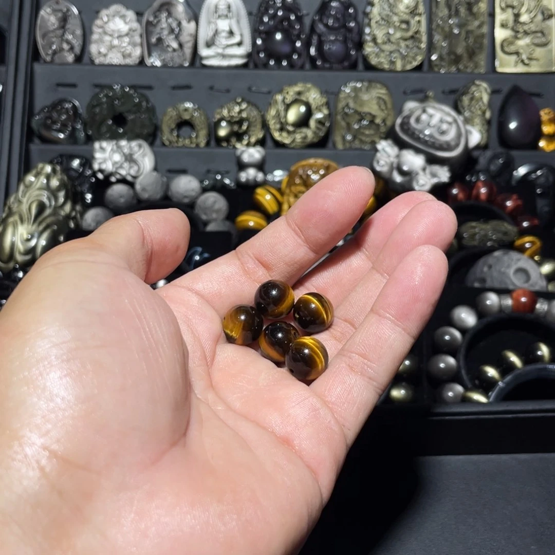 未镶嵌黑曜岩珠宝奇石小*点