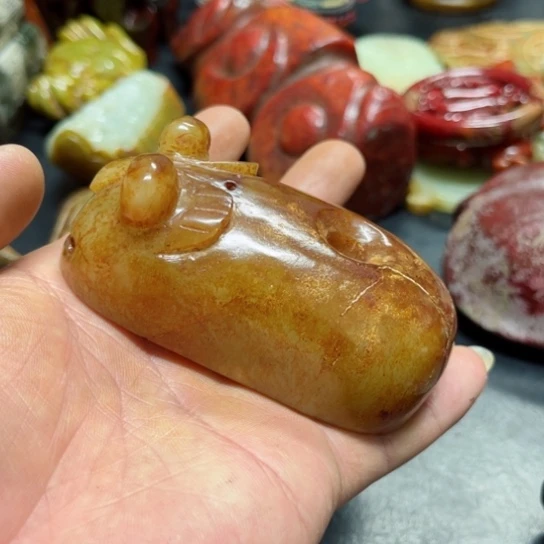 吊坠白玉菩提淡**志把件