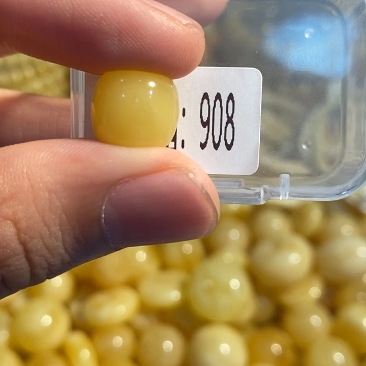 琥珀未镶嵌珠宝奇石908