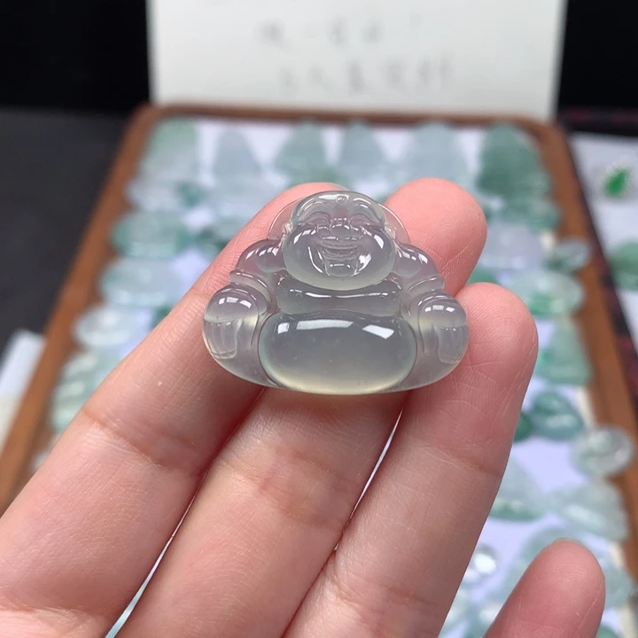 颈饰未镶嵌翡翠冰种晴底佛公