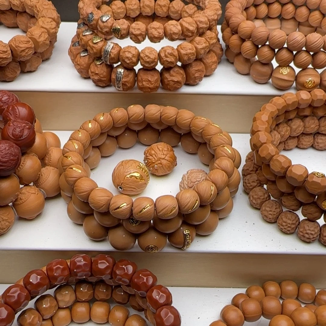 柠***️猴头核桃吊坠福利小玄鸟