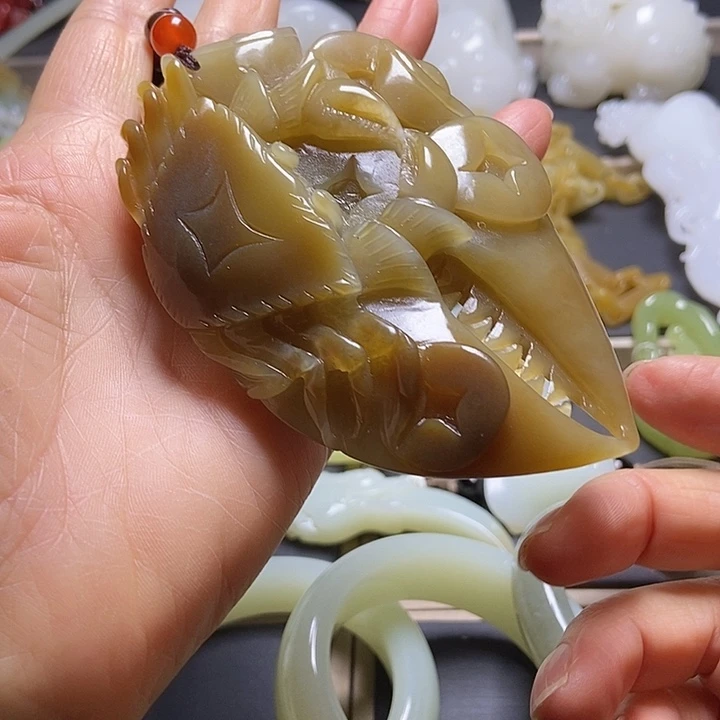 和田玉未镶嵌挂件