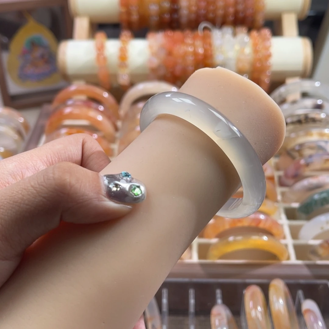 手镯玛瑙/玉髓合金53