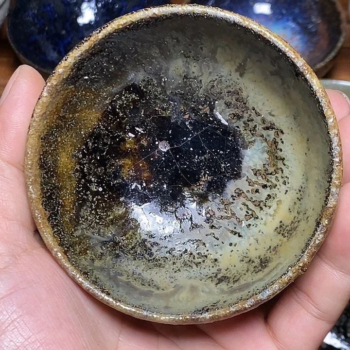 茶盏8,6近距离健健康康快快乐乐