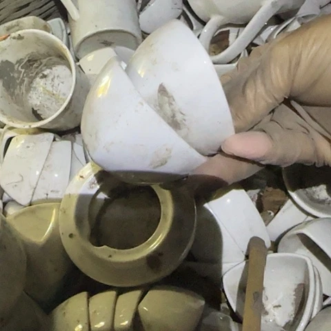 瓷片国营厂库存微瑕2个