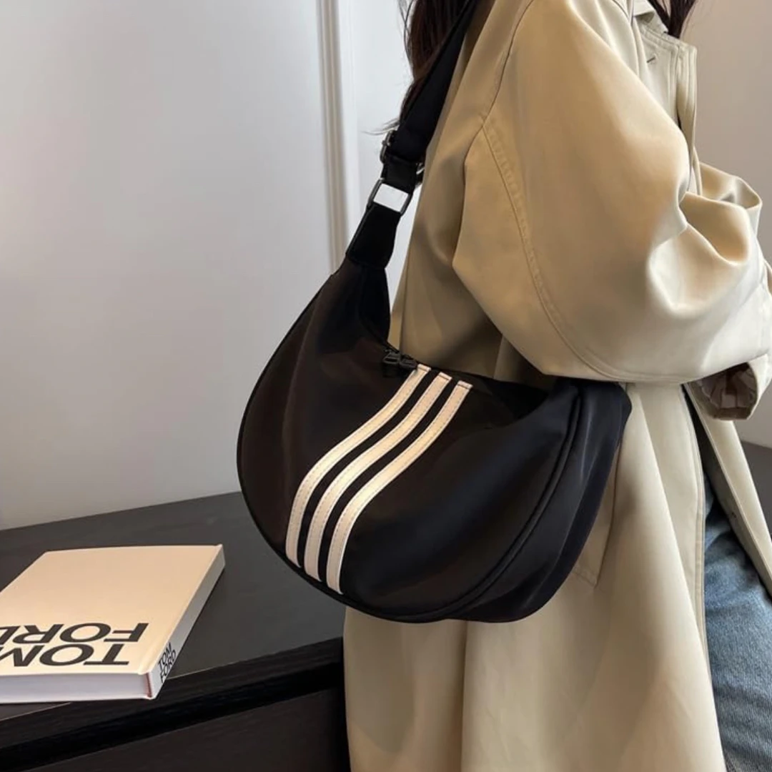 【海外订单】小众设计时尚单肩包韩版休闲百搭饺子包上班通勤9105