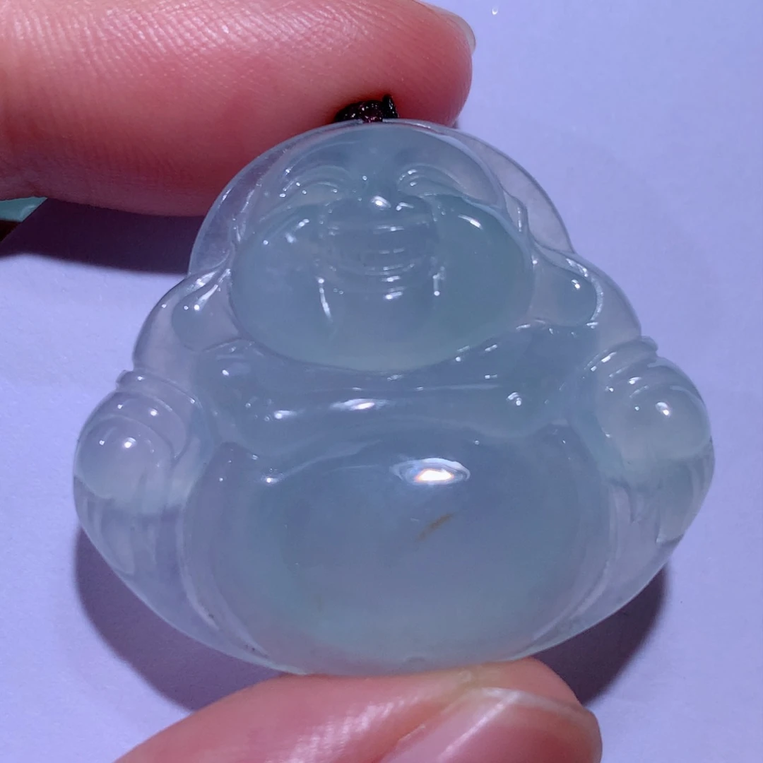 翡翠颈饰未镶嵌佛公