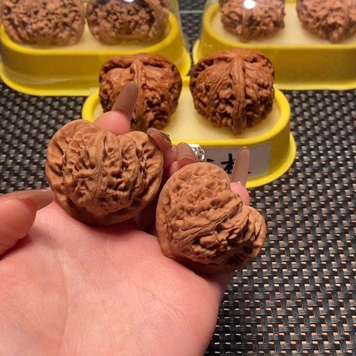 桃核吊坠41桃心宫灯全品