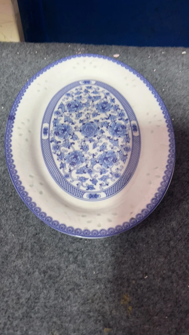 景德镇陶瓷青花玲珑牡丹花12寸鱼盘