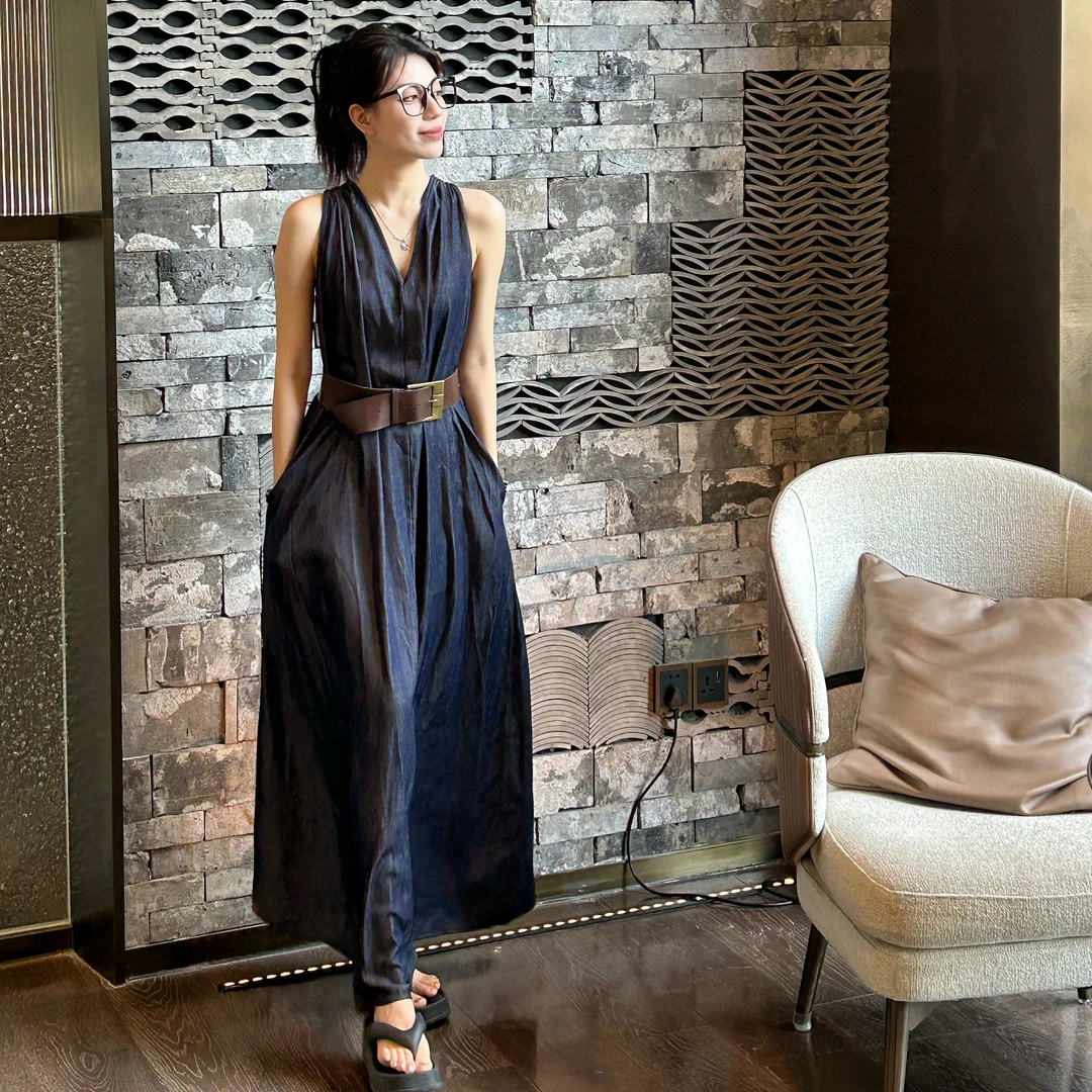 【一键出门】V领无袖夏季轻奢气质连衣裙宽松腰法式优雅气质长裙