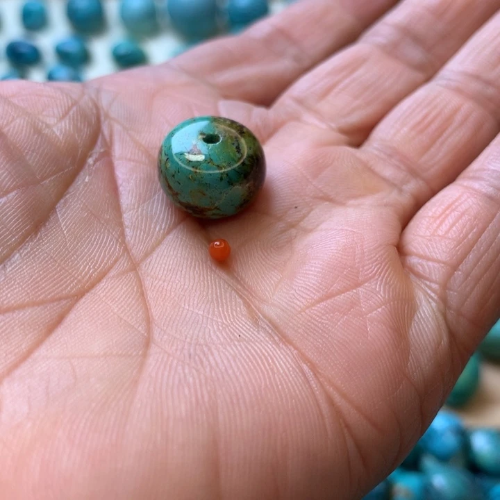 南红玛瑙未镶嵌珠宝奇石