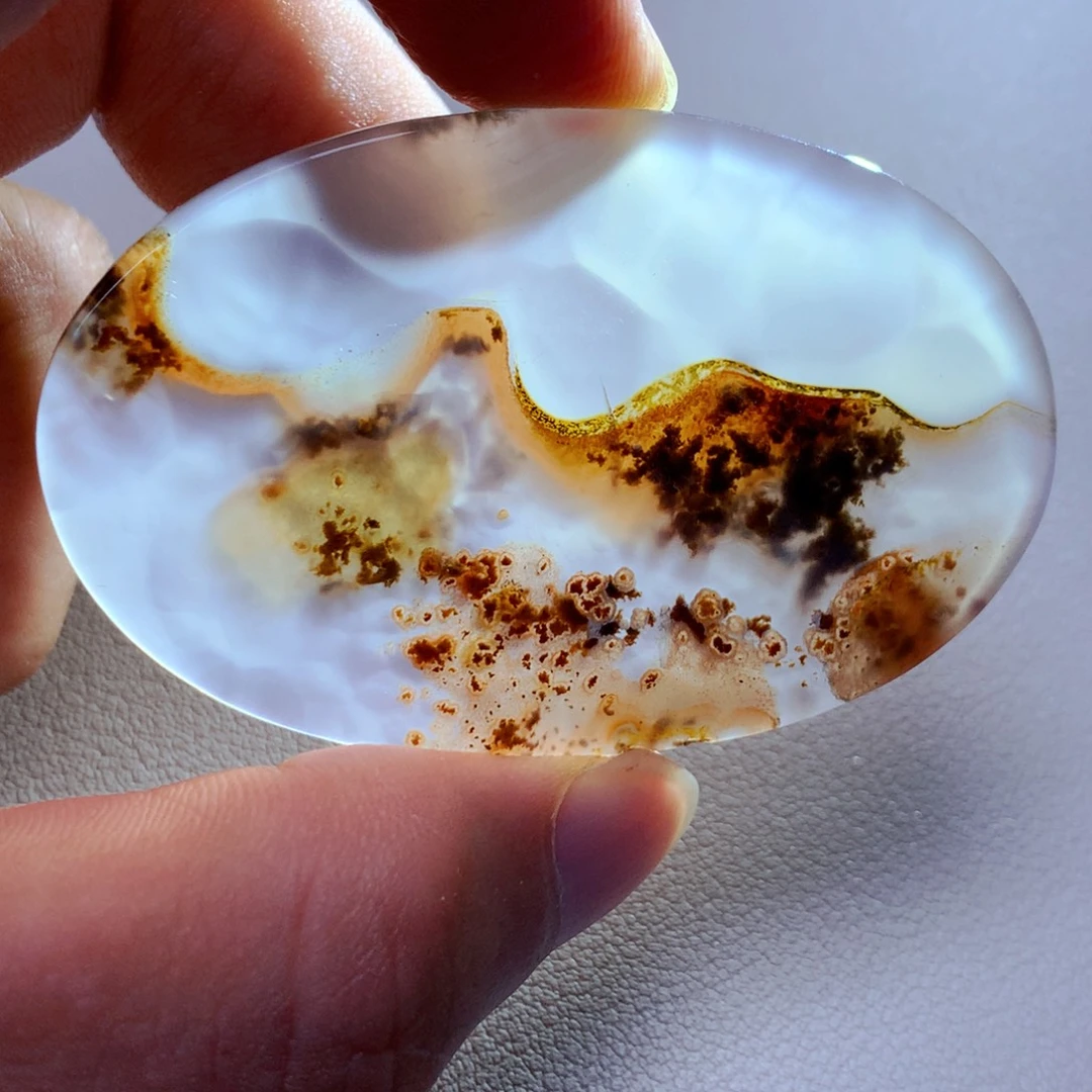 强***哥玛瑙/玉髓颈饰未镶嵌