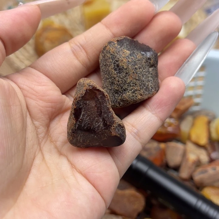 定制琥珀定制随行