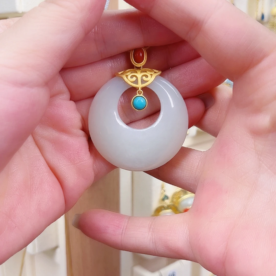 和田玉银S925镀金镶嵌颈饰