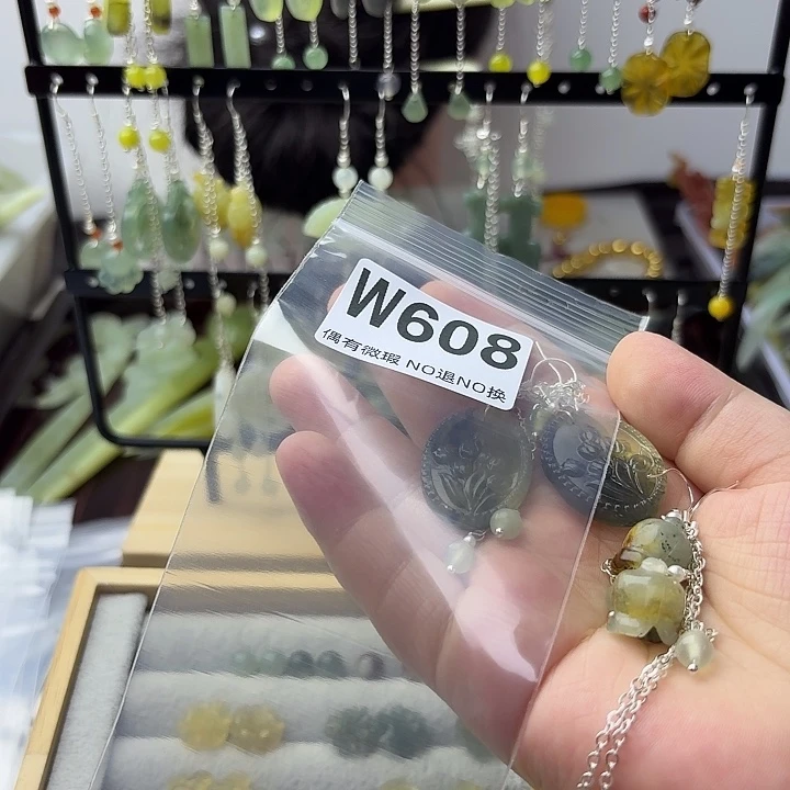 蛇纹石玉合金发饰y****苦