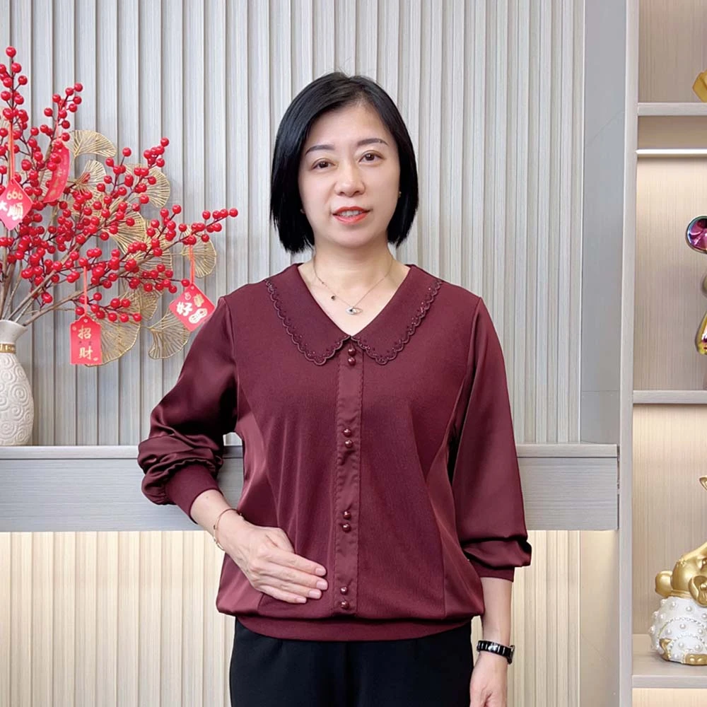 2025秋季新款时尚洋气减龄宽松显瘦气质翻领烫钻中老年妈妈装上衣