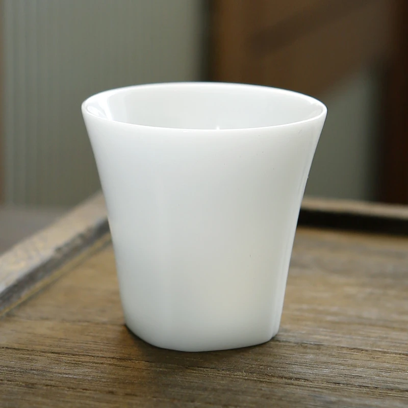 冰种玉瓷陶瓷小茶杯个人杯品茗杯闻香杯喝茶专用杯家用待客b006