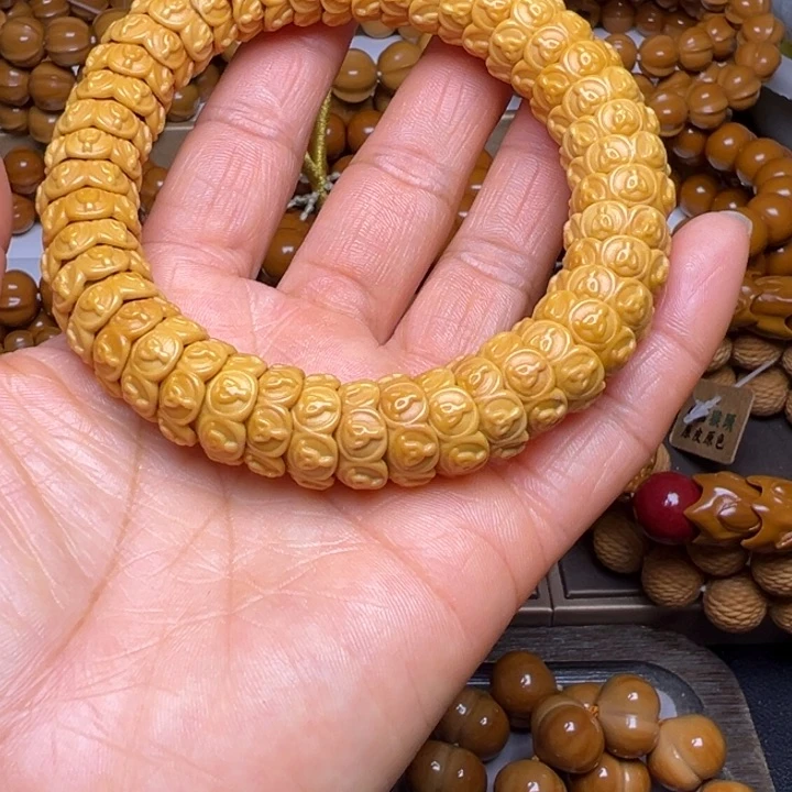 吊坠橄榄核聚宝盆