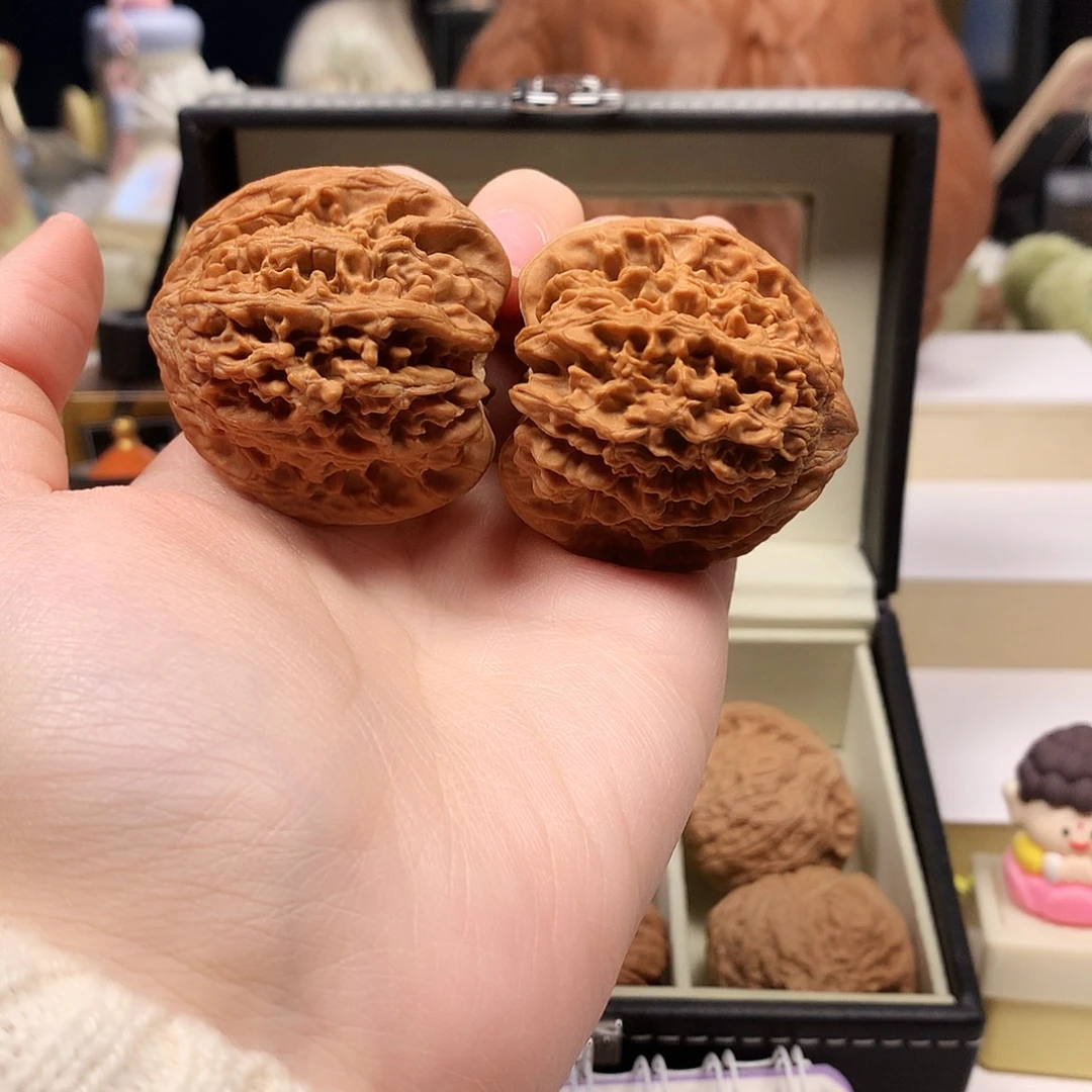 吊坠桃核44尺满天星