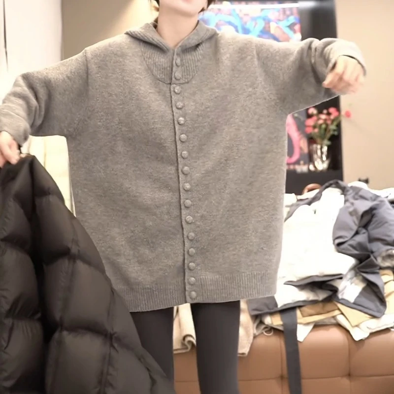 2024冬季盛宴~灰色连帽秋冬季慵懒风宽版洋气针织上衣LK2501061